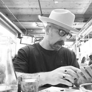 Meet your Posher, Todd